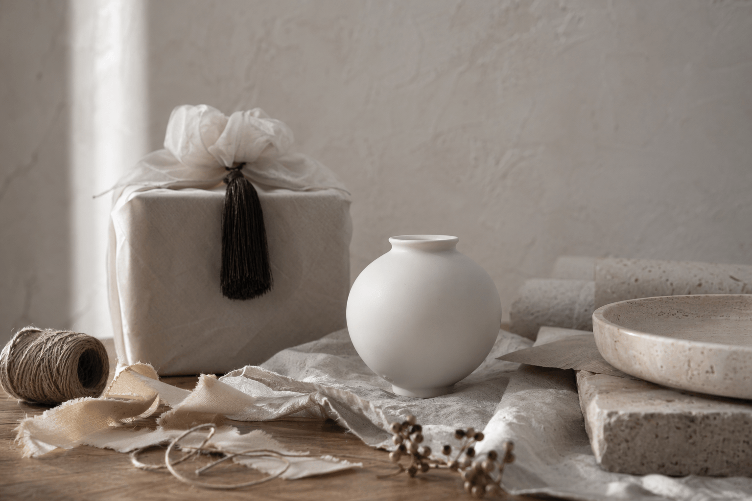 Yido Ceramics gift-ready Moon Jar vase wrapped for gifting